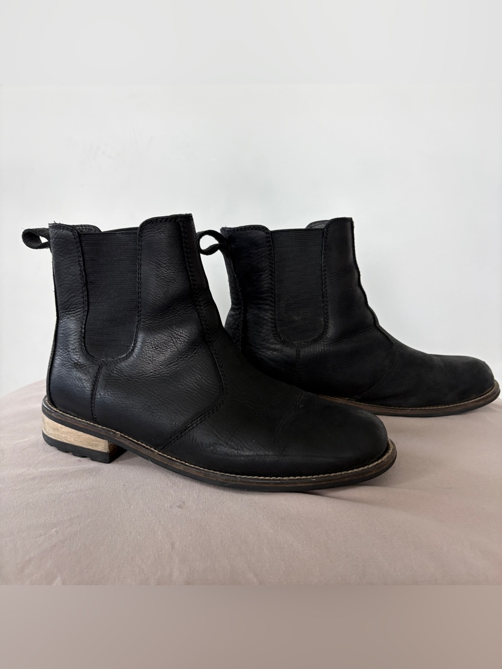 Kodiak Alma Black Leather Chelsea Ankle Boots Women’s 10